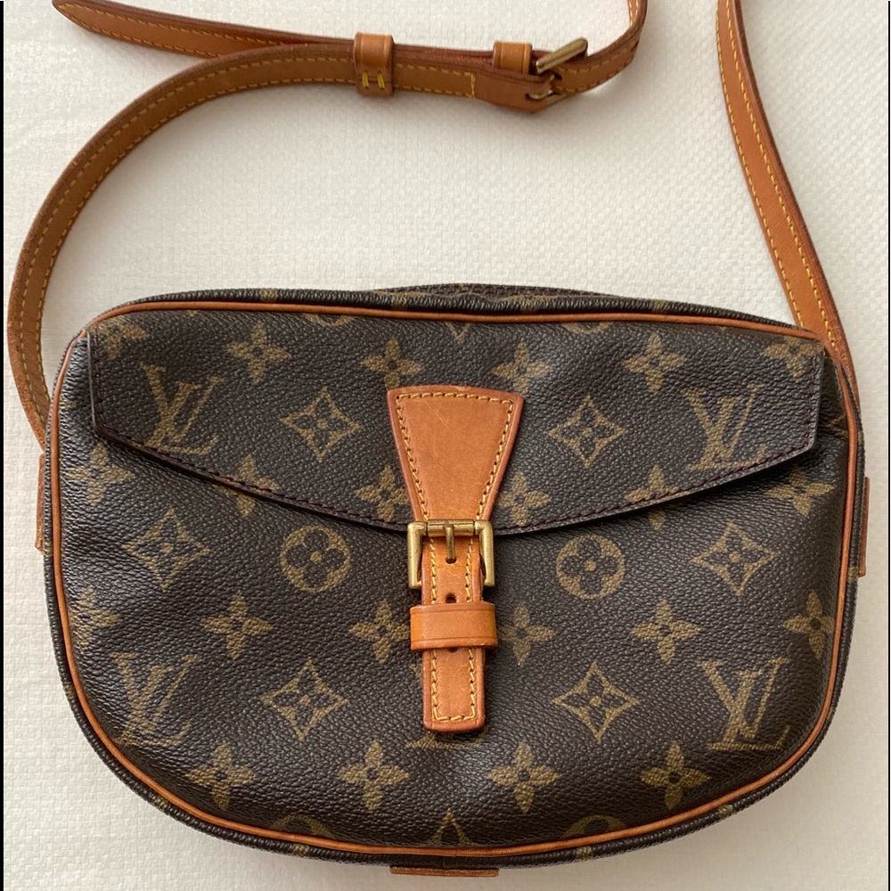 Louis Vuitton Monogram Jeune Fille Crossbody - Picture 2 of 16